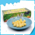 Bola de caramelo gomoso afrutado con sabor a piña crujiente 