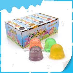 caramelos de gelatina en taza