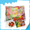 30 bolsas de deliciosos caramelos gomosos con forma de pizza con sabor a fruta y tenedor. 