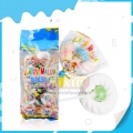 Bolsa de caramelos de malvavisco con sabor afrutado, ideal para llevar. 