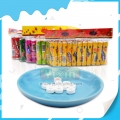 Caramelos duros de frutas de varios sabores populares en las tiendas de dulces 