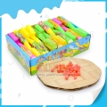 Caramelos duros para cepillos de dientes con sabor afrutado y colorido. 