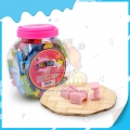 Chicle dulce verde, azul y rojo en venta 