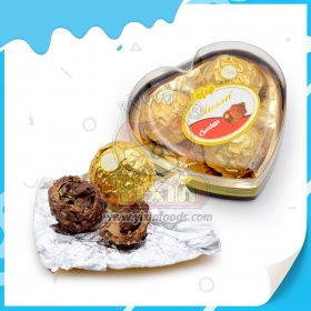 3 piezas de chocolate en forma de corazón