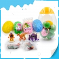 Juguete chino Halal de caramelo, huevo de dinosaurio colorido con caramelo prensado. 