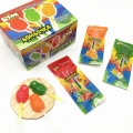 Piruleta luminosa de fruta de tres colores con forma de granada 