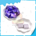 Caramelos blandos de azúcar de color morado con sabor a taro, muy populares. 