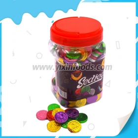 monedas de chocolate en tarro