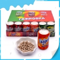Caramelos dulces en tableta en frasco con forma de cola 
