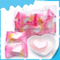 Caramelo de malvavisco en forma de corazón de dos colores 