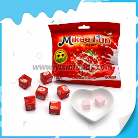 caramelos en cubos