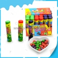 Caja halal con 3 sabores de caramelos ácidos y afrutados. 