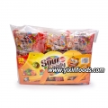 Mini caramelos ácidos Super Viviga con sabor a naranja y frutas de colores. Confitería dulce. 