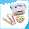 Caramelos duros con sabor a yogur de frutas mixtas en caja de almacenamiento 